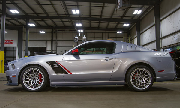 Ford Mustang Roush Stage 3 продан за 100 000 $