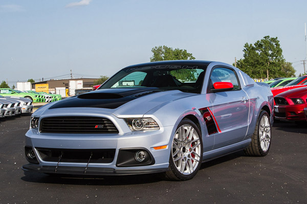 Ford Mustang Roush Stage 3 продан за 100 000 $