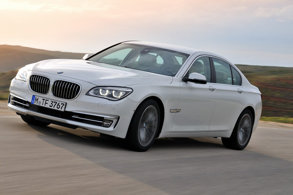 BMW анонсировал обновленный седан 7-Series 2013