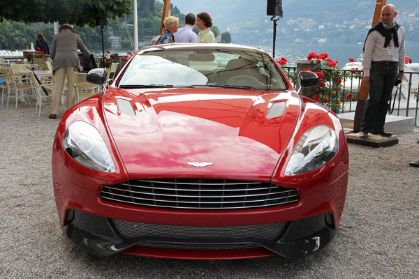 В Италии показан прототип Aston Martin DBS 2013