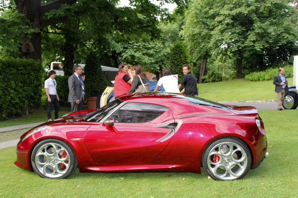 Alfa Romeo 4C - лучший концепт Concorso d'Elegance  