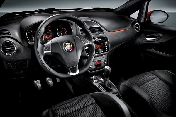 Стали известны данные о Abarth Punto SuperSport