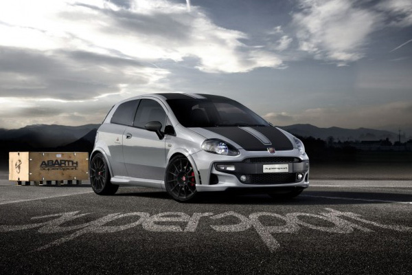 Стали известны данные о Abarth Punto SuperSport