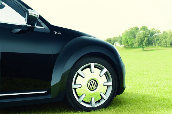 Volkswagen представил Beetle Fender Edition