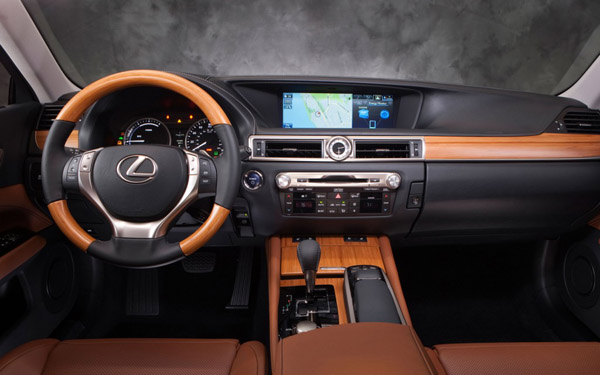 Lexus планирует новый гибрид GS 300h