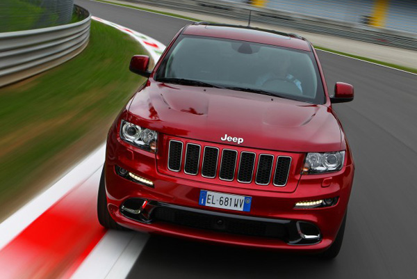 Объявлена рублевая цена Jeep Grand Cherokee SRT8