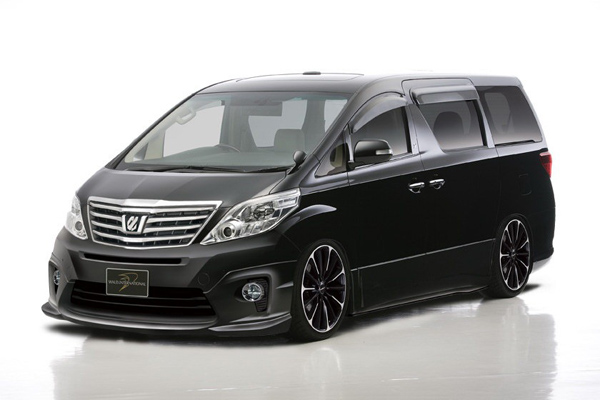 Wald International создал обвес для Toyota Vellfire