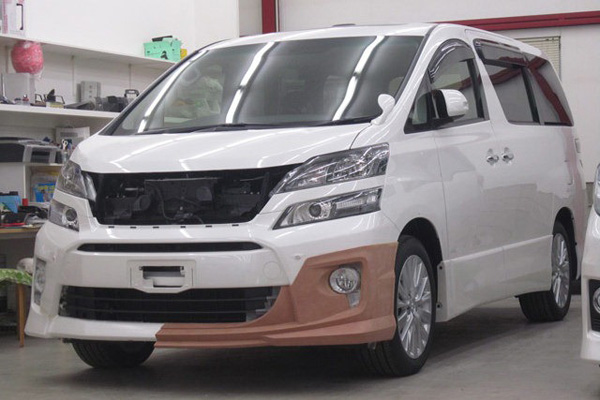 Wald International создал обвес для Toyota Vellfire