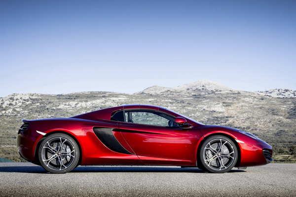 McLaren MP4-12C получил открытый кузов Spider