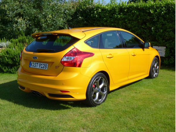 Названы данные расхода топлива Ford Focus ST 2013