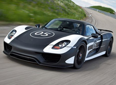 Porsche 918 Spyder получит новую опцию Race Track