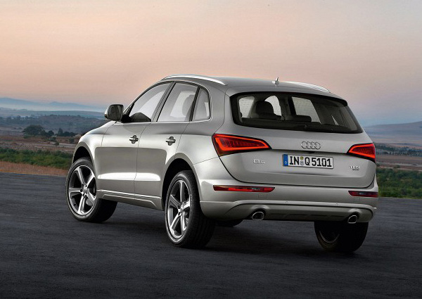 Стали известны цены на Audi Q5 2013 в России  