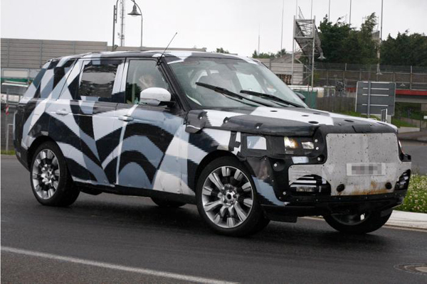 В Land Rover готовят Range Rover с удлиненной базой