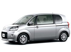 Toyota представила минивэны Porte и Spade