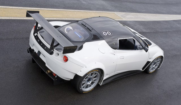 Lotus представил новый спорт-кар Evora GX