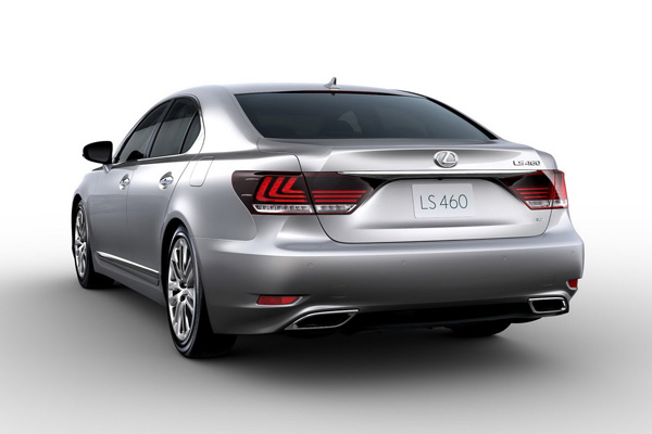 Появились официальные фотографии Lexus LS 2013