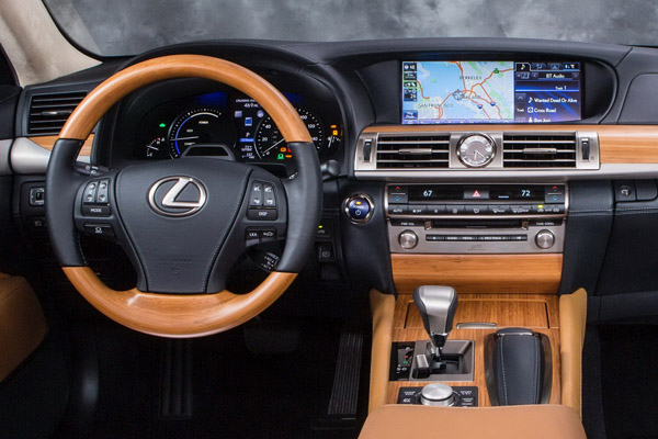 Официально представлен Lexus LS 2013