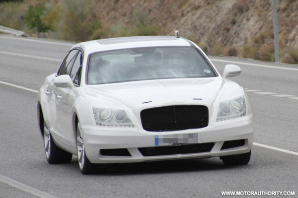 Bentley Continental Flying Spur 2014 замаскировали