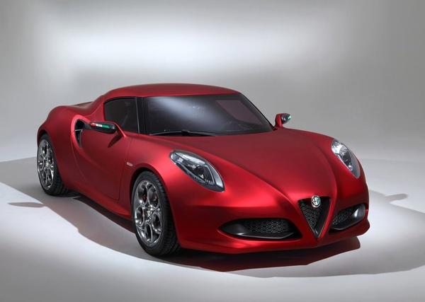 Новые данные о купе и кабриолете Alfa Romeo 4C 