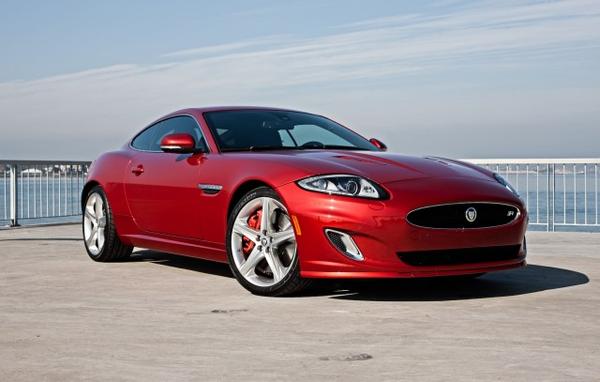 Цены на купе и кабриолет Jaguar XK 2013 