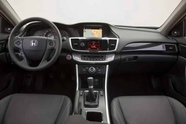 Honda объявила цены на новый Accord 2013