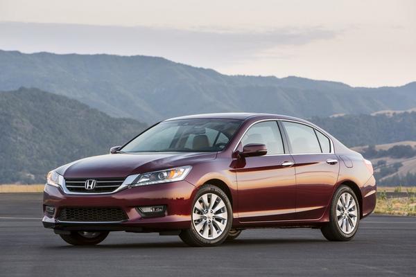 Honda объявила цены на новый Accord 2013