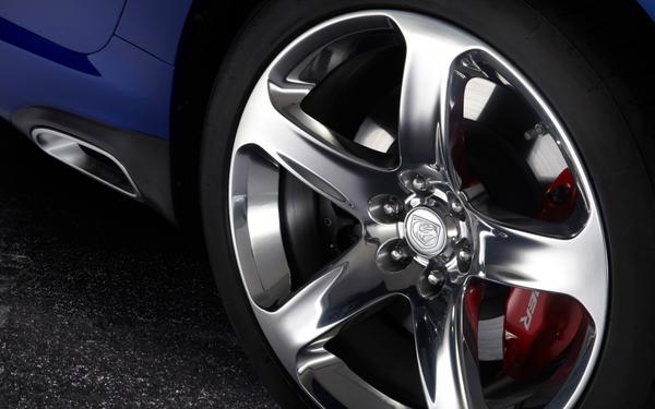 «Базовый» Dodge SRT Viper 2013 оценен в 99 390$