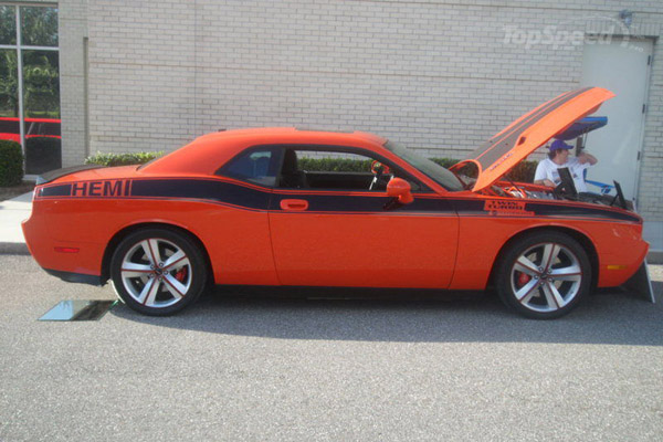 800-сильный Dodge Challenger SRT8 Twin-Turbo