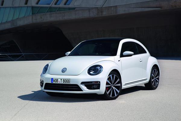 Volkswagen объявил цены пакетов R-Line для Beetle