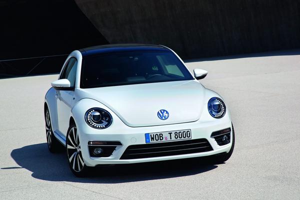 Volkswagen объявил цены пакетов R-Line для Beetle