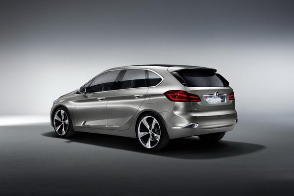 Первые данные и фото BMW Concept Active Tourer