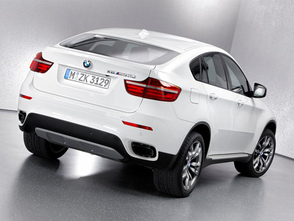 Стали известны рублевые цены на BMW X6 M50d