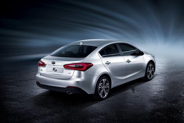 Kia представила в Корее седан Forte/Cerato 2014