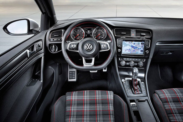 Стали известны первые данные о VW Golf GTI 2014