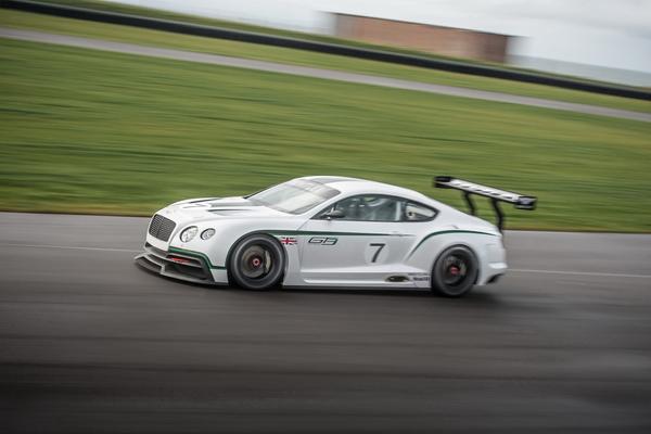 Bentley вернется в гонки с помощью Continental GT3