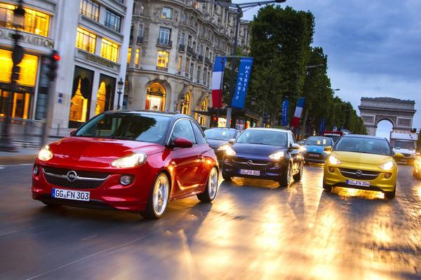 В Париже официально представили новый Opel Adam