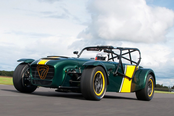 Superlight R600 – самый быстрый спорткар Caterham