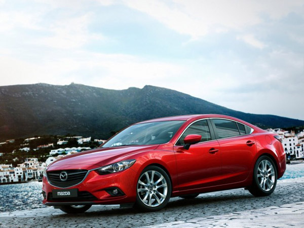 Объявлены рублевые цены на новый седан Mazda 6