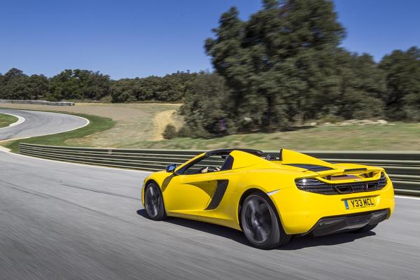 Технические характеристики McLaren MP4-12C Spider 