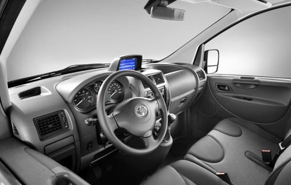 Toyota представила новый фургон ProAce Van 2013