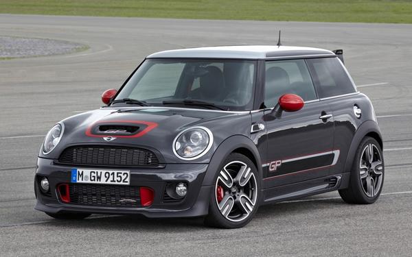 Mini объявил цены на John Cooper Works GP 2013