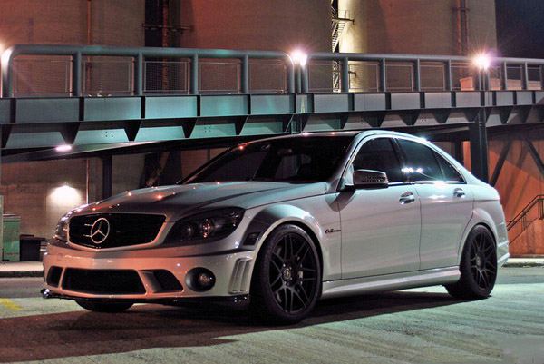 Mercedes C63 AMG Sinister Silver от Mode Carbon