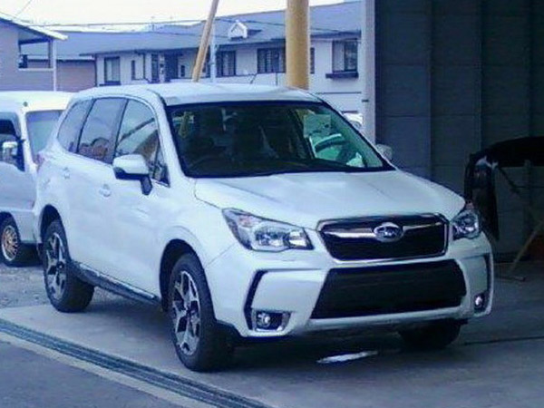 В сеть просочились фото Subaru Forester XT 2014