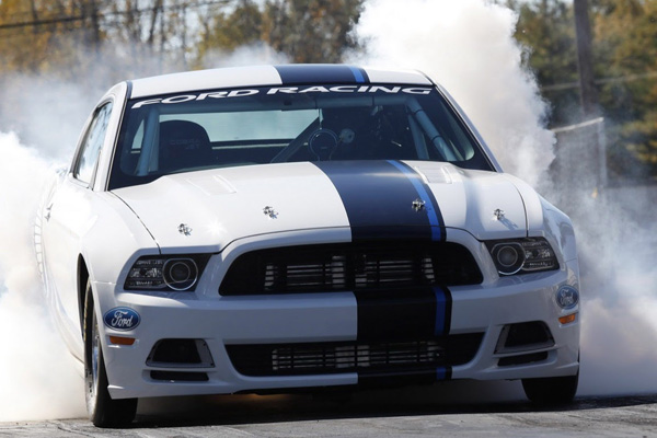 Ford Mustang Cobra Jet получил мотор 5.0 EcoBoost