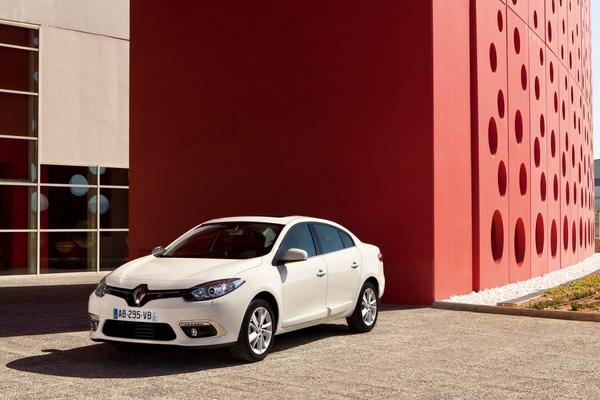 Renault представил седан Fluence 2013 года