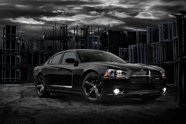 Dodge создал версию Blacktop для своих седанов