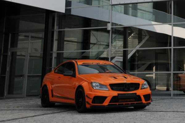 Mercedes C63 AMG Black Series Halloween Edition