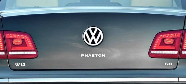 Volkswagen подготовил пакет «Premium» для Phaeton