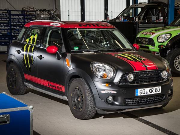 Mini предлагает стилизовать Countryman под ралли