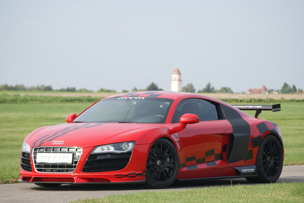 MTM доработал купе и родстер Audi R8 V10